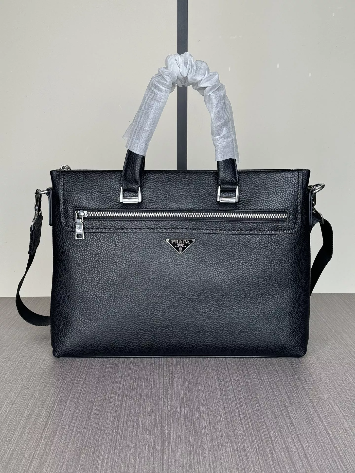 Lightweight 2193 Prada AAA Man Handbags