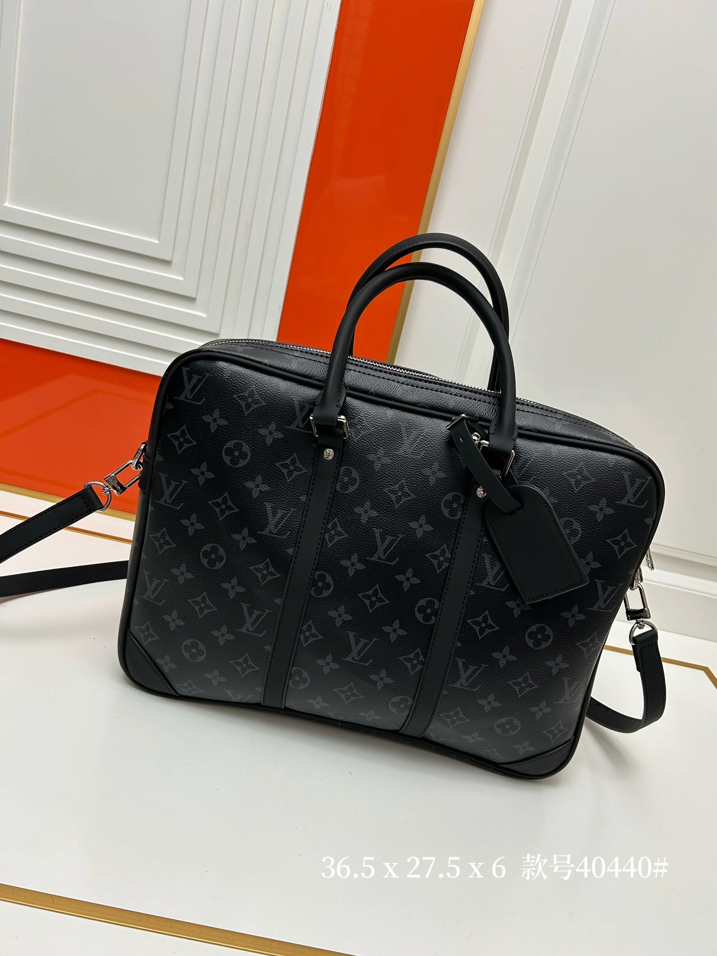 Lightweight 2250 Louis Vuitton AAA Man Handbags