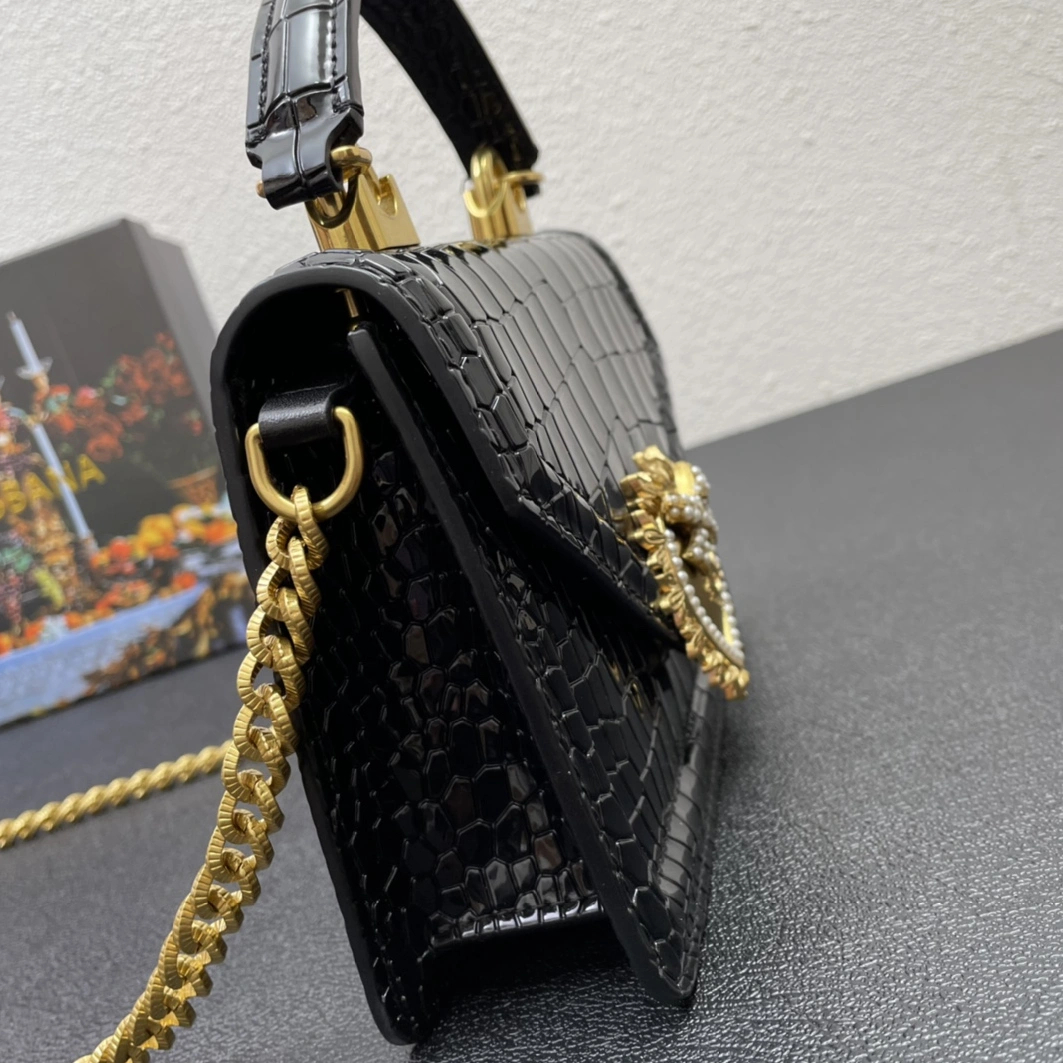 Lightweight 2263 Dolce & Gabbana D&G AAA Quality Messenger Bags For Women