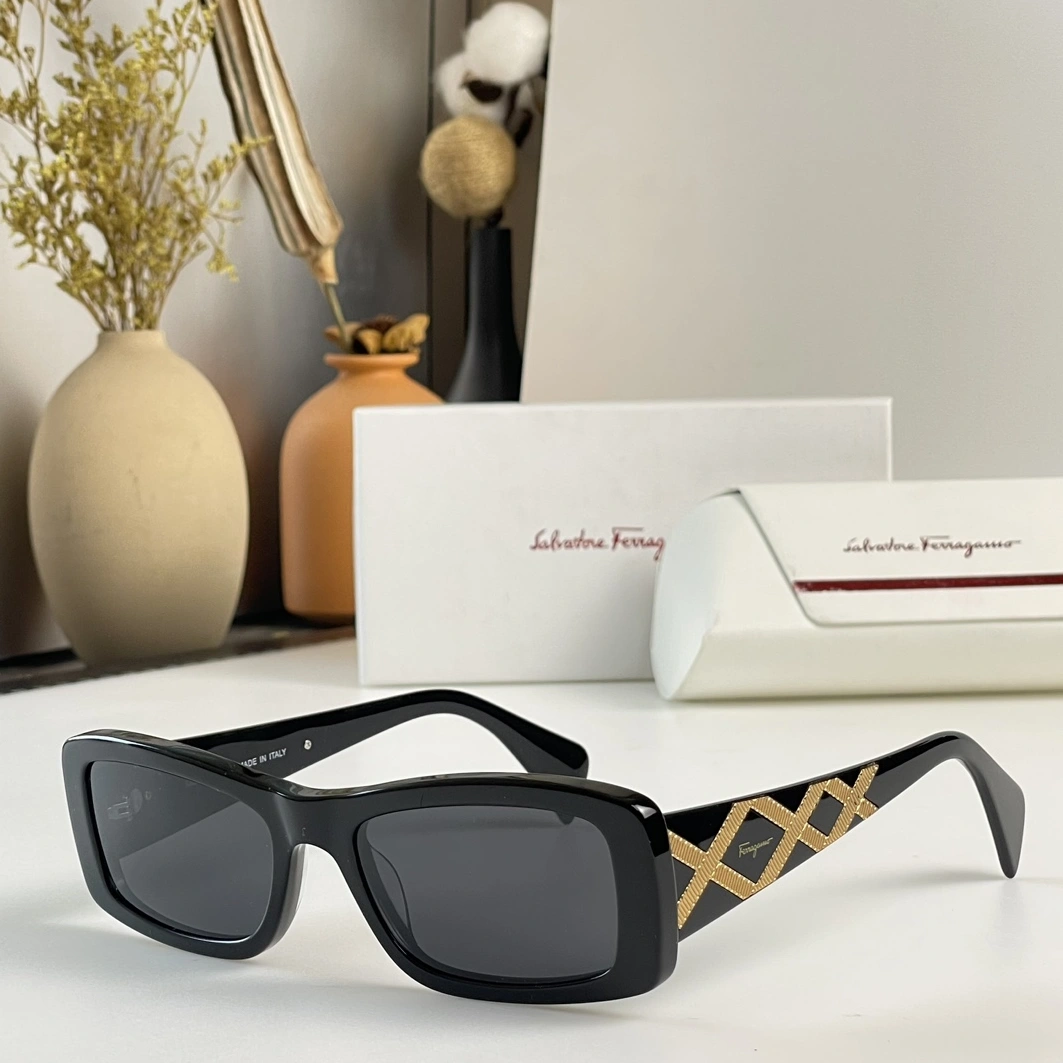 Lightweight 2398 Salvatore Ferragamo AAA Quality Sunglasses