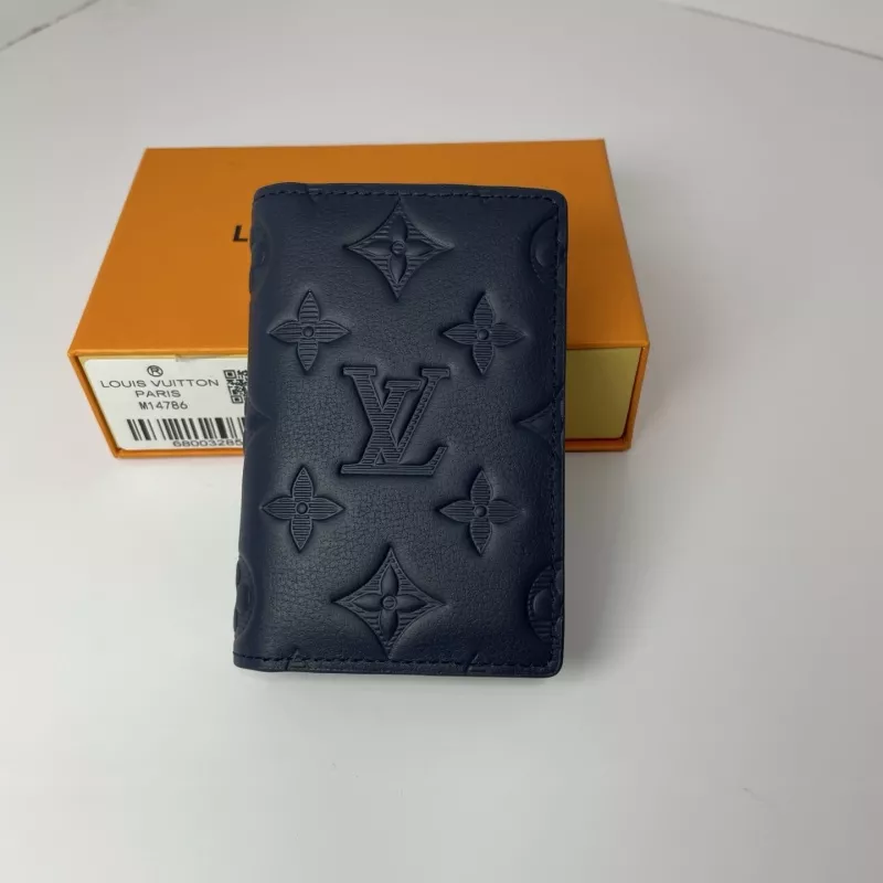 Lightweight 2446 Louis Vuitton AAA Quality Card Case