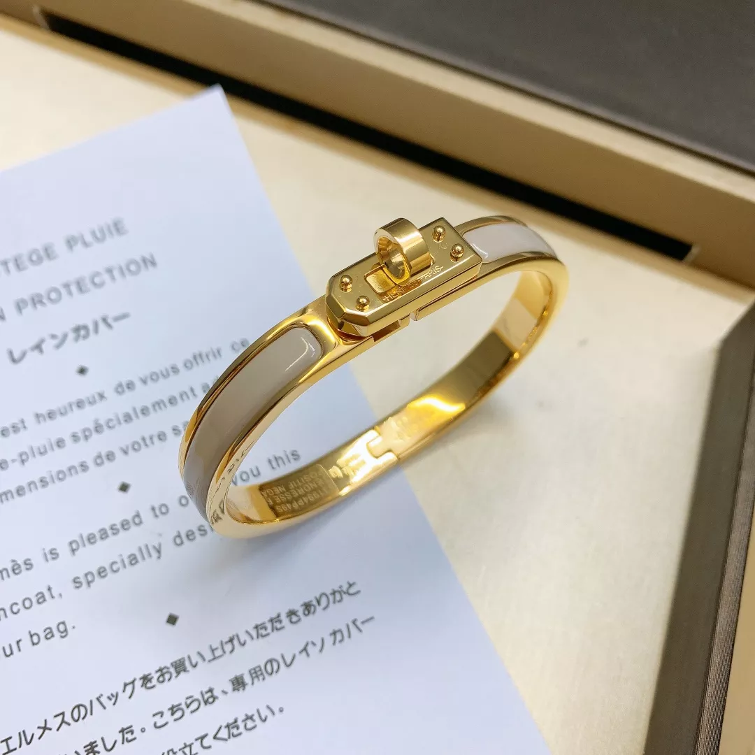 Lightweight 2462 Hermes Bracelets