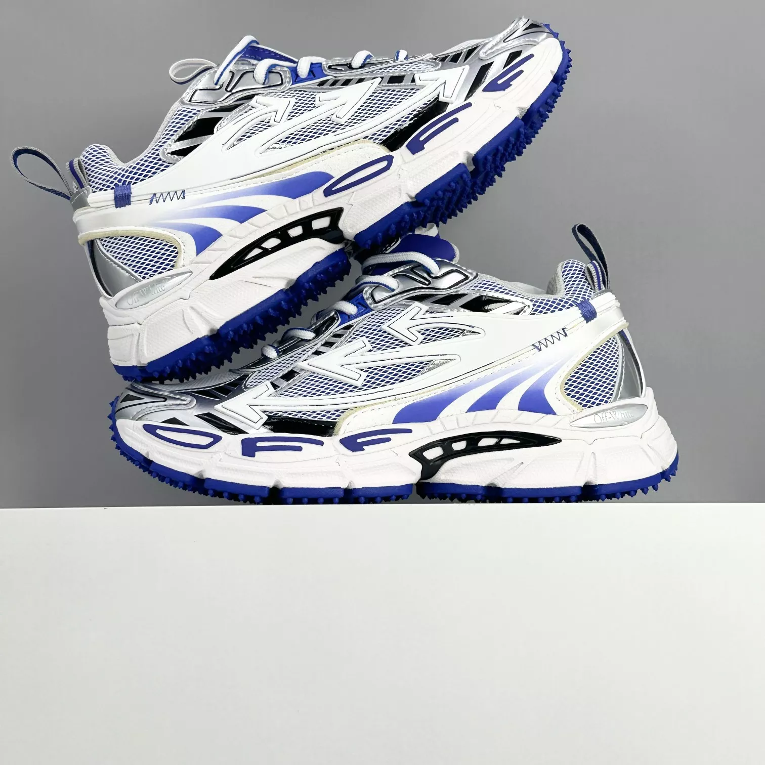 Lightweight 2474 Off-White Casual Shoes For Men
