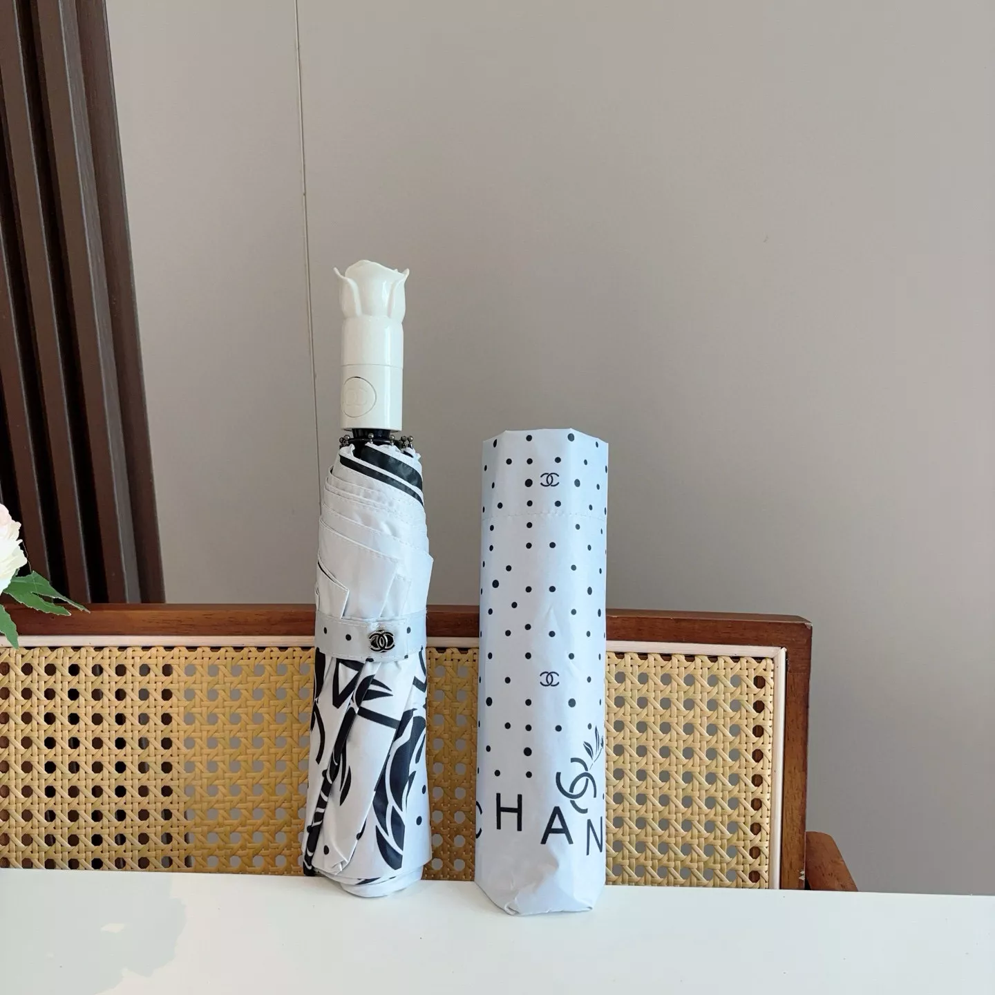 Lightweight 2595 Chanel Umbrellas