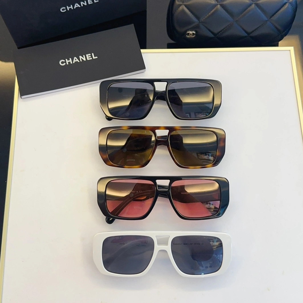 Lightweight 2632 Chanel AAA Quality Sunglasses