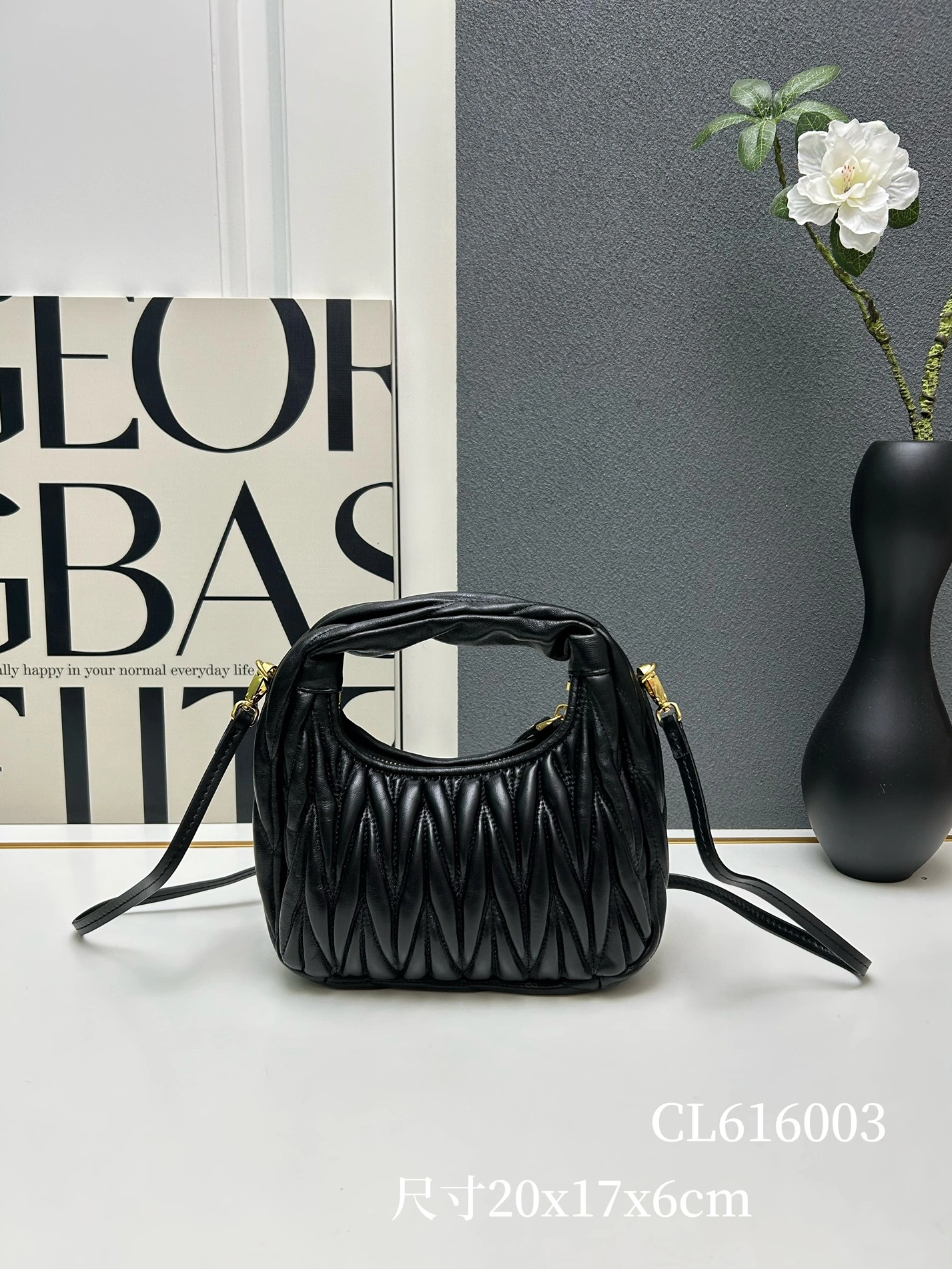 Lightweight 266 MIU MIU AAA Quality Messenger Bags For Women