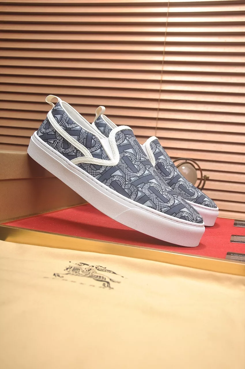 Lightweight 270 Burberry Casual Shoes For Men