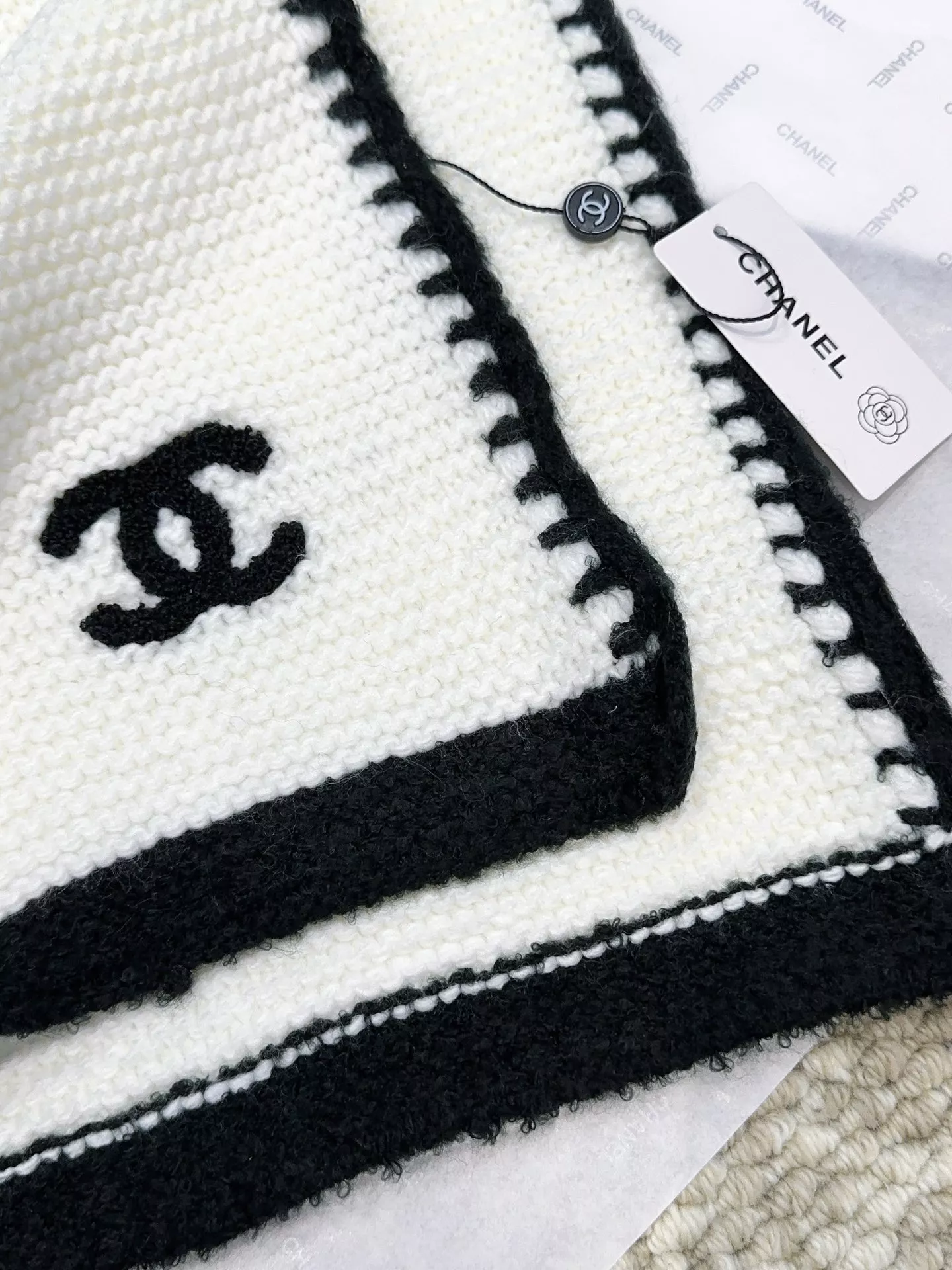 Lightweight 3078 Chanel Scarves For Women