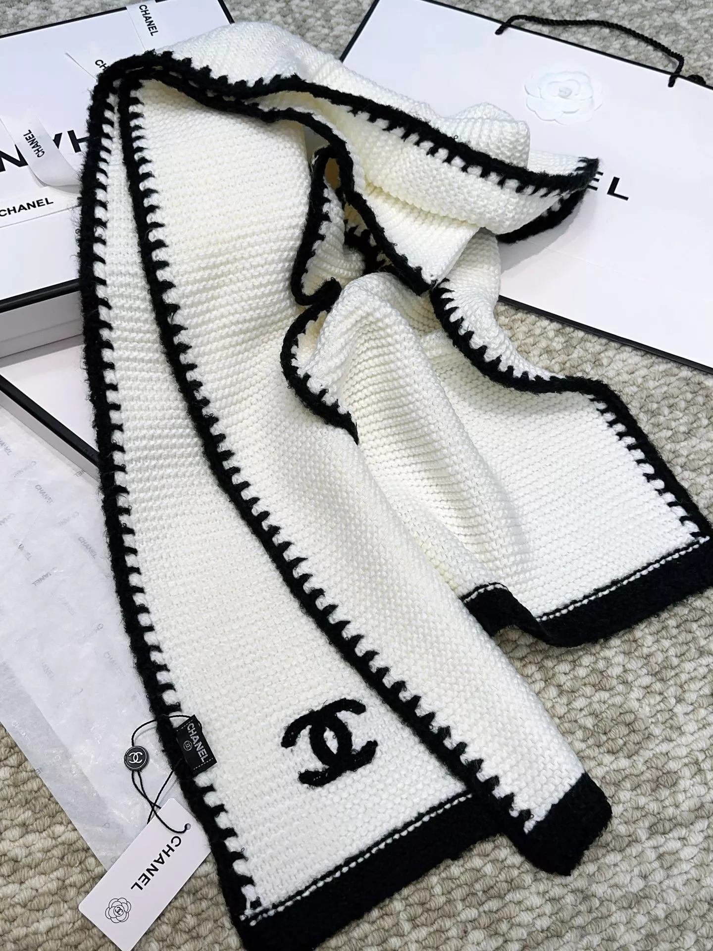 Lightweight 3078 Chanel Scarves For Women