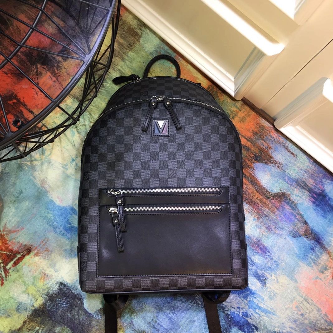 Lightweight 3298 Louis Vuitton LV AAA Man Backpacks