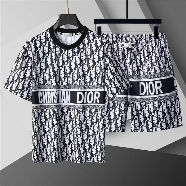 Lightweight 3338 Christian Dior Tracksuits Short Sleeved For Men