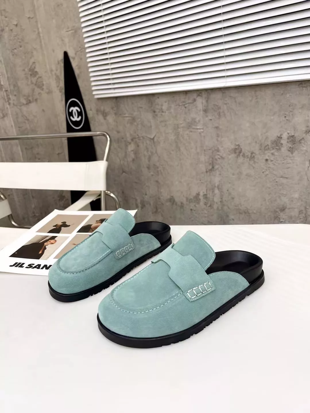 Lightweight 338 Hermes Slippers For Men