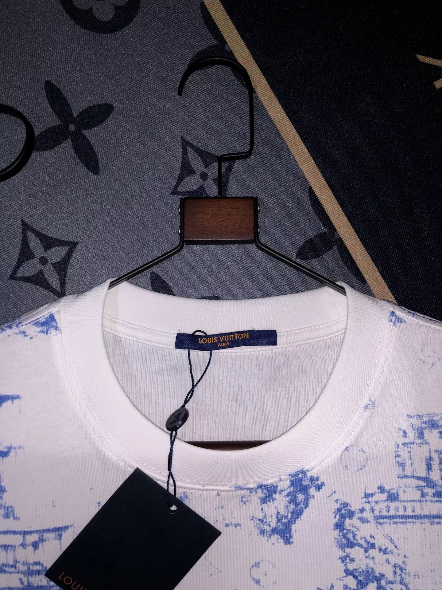 Lightweight 3442 Louis Vuitton LV T-Shirts Short Sleeved For Unisex