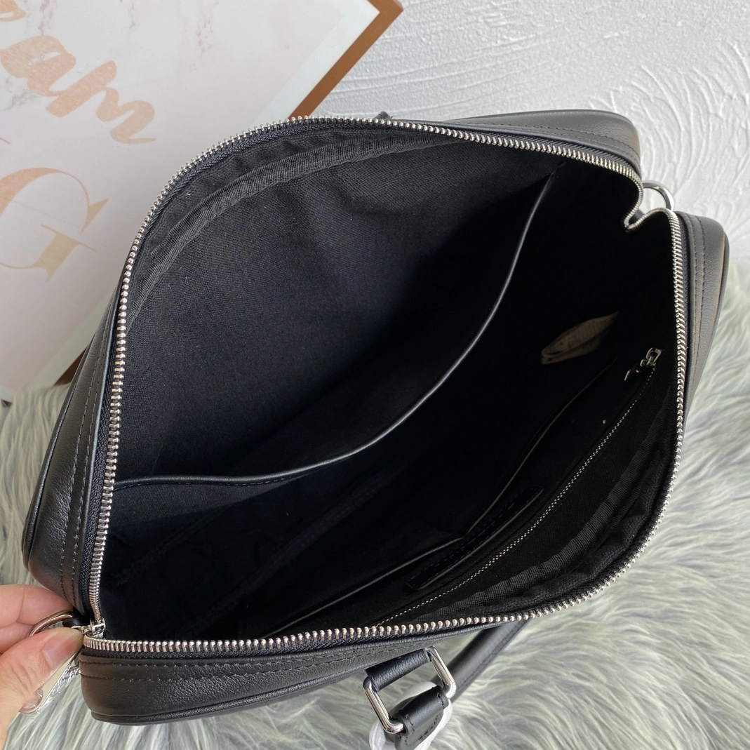 Lightweight 3465 Burberry AAA Man Handbags