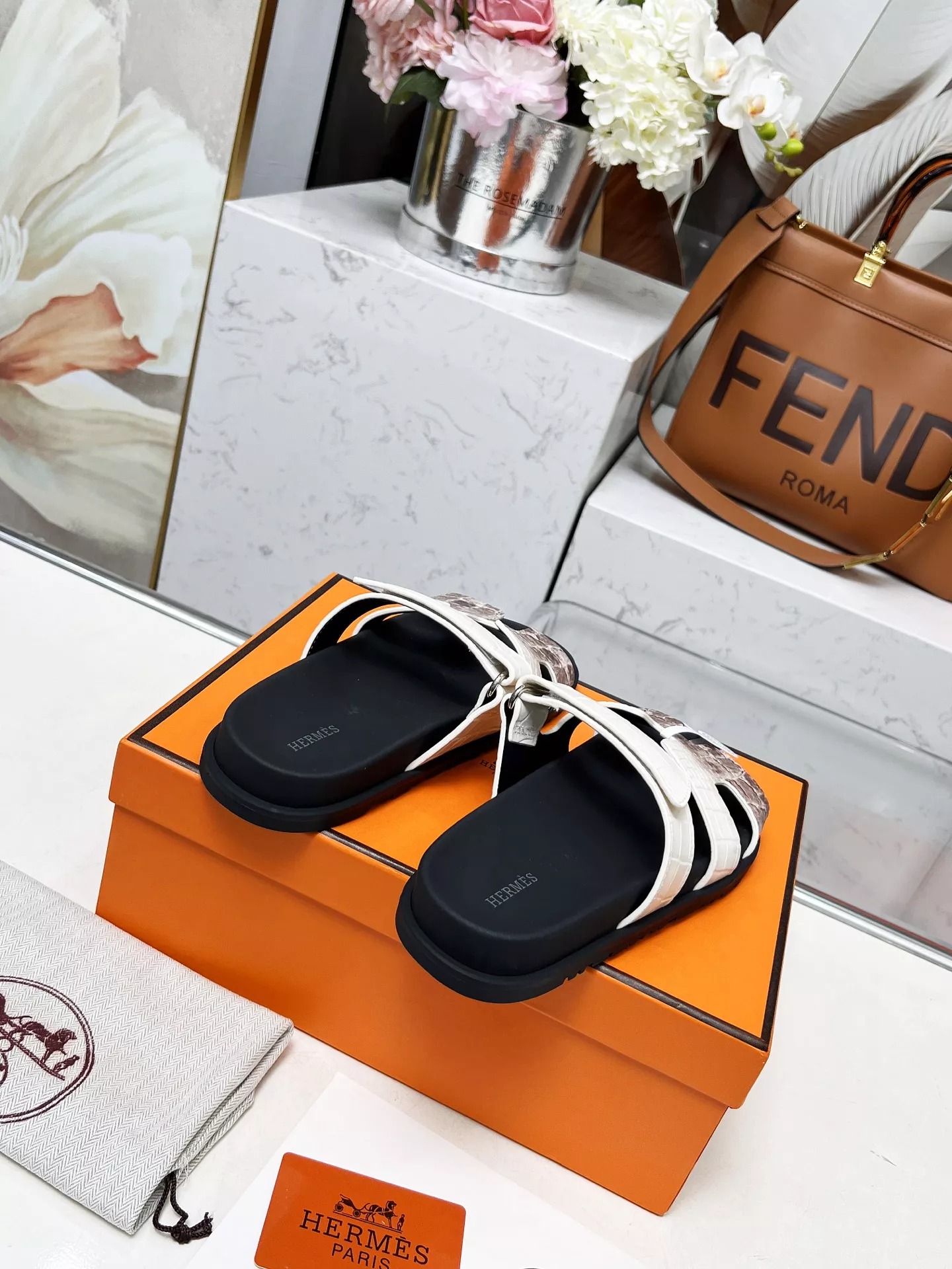Lightweight 348 Hermes Slippers For Women