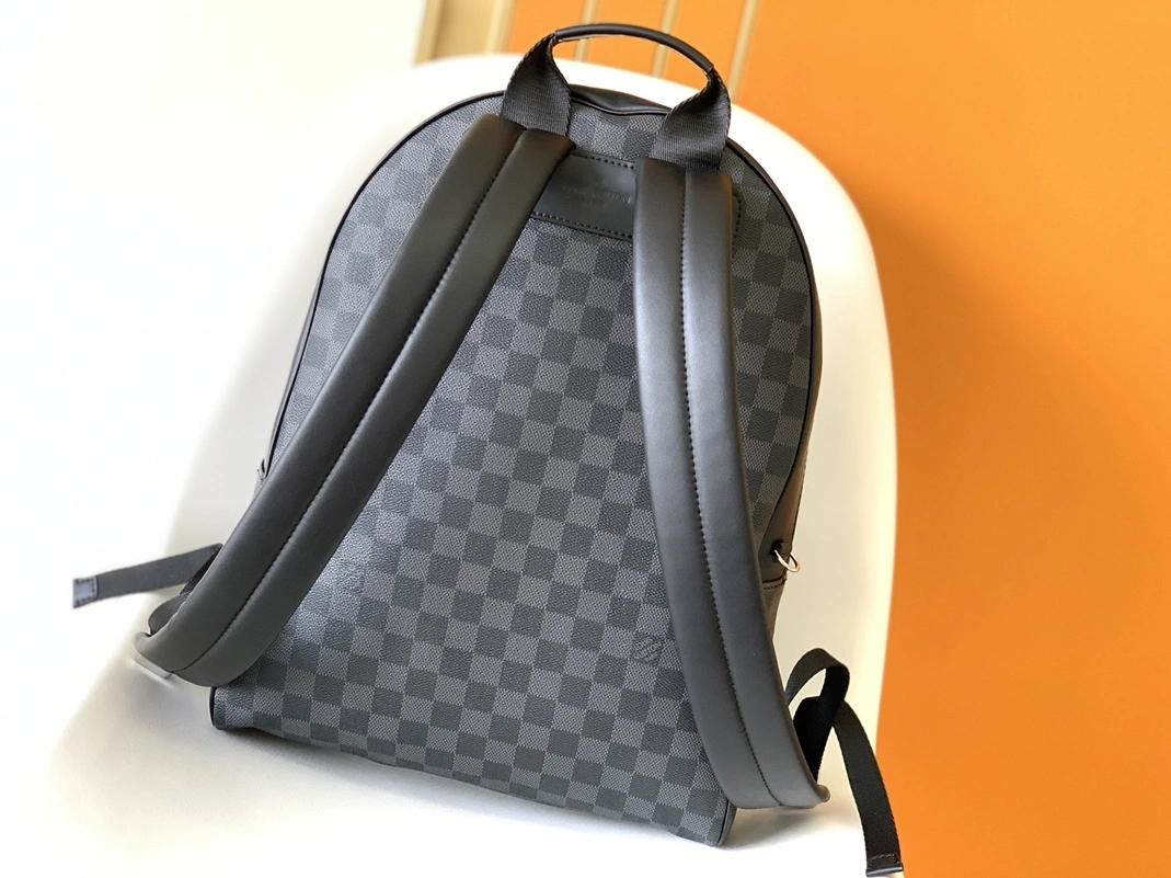 Lightweight 3543 Louis Vuitton LV AAA Man Backpacks
