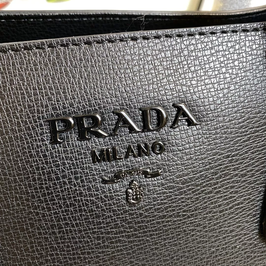 Lightweight 3754 Prada AAA Quality Handbags For Women