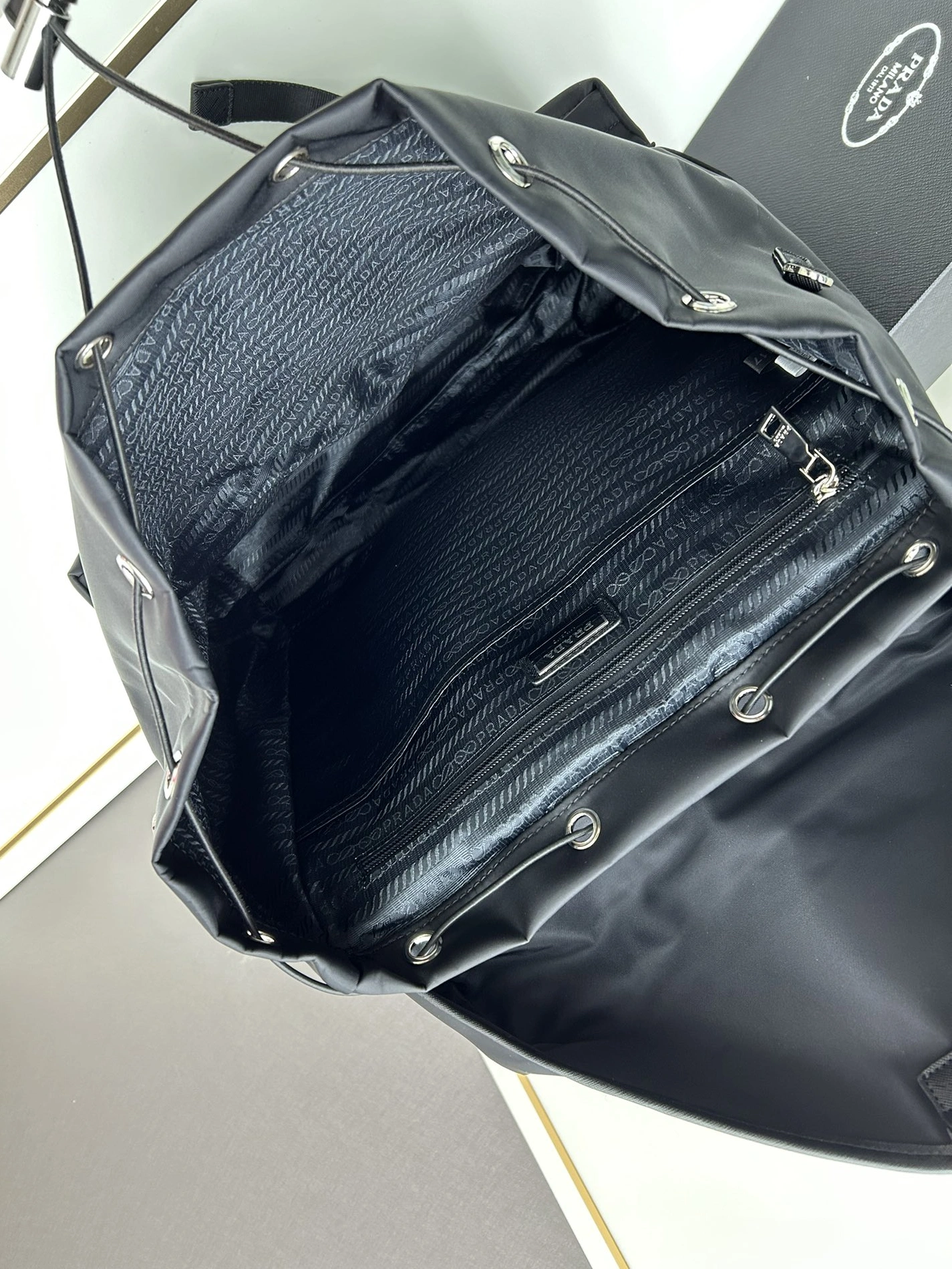 Lightweight 389 Prada AAA Man Backpacks