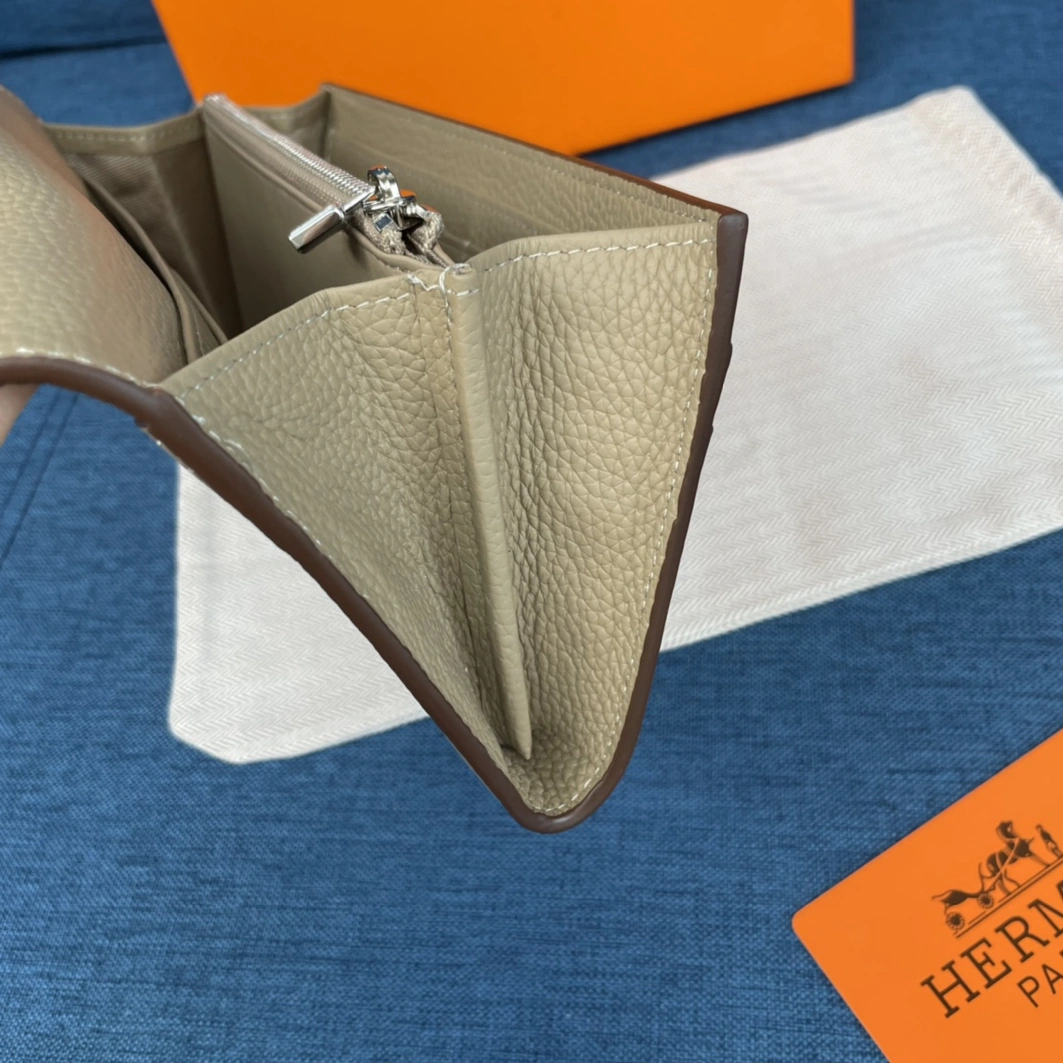 Lightweight 3943 Hermes AAA Quality Wallets For Women