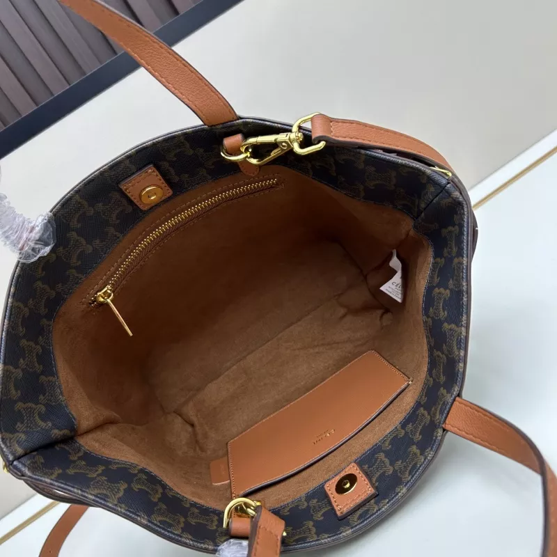 Lightweight 3962 Celine AAA Quality Handbags For Women