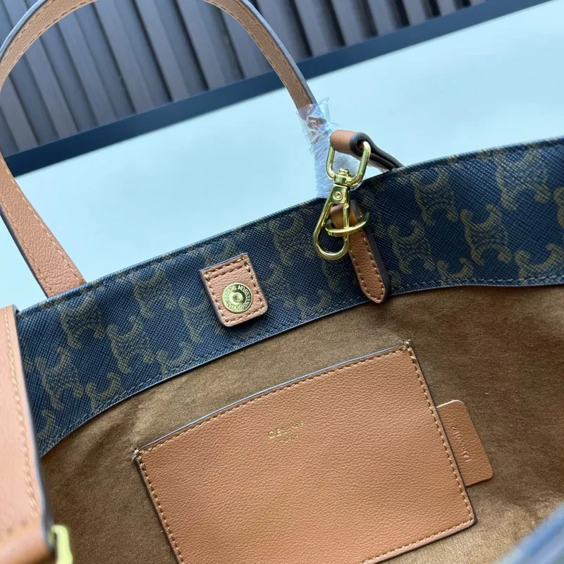 Lightweight 3962 Celine AAA Quality Handbags For Women