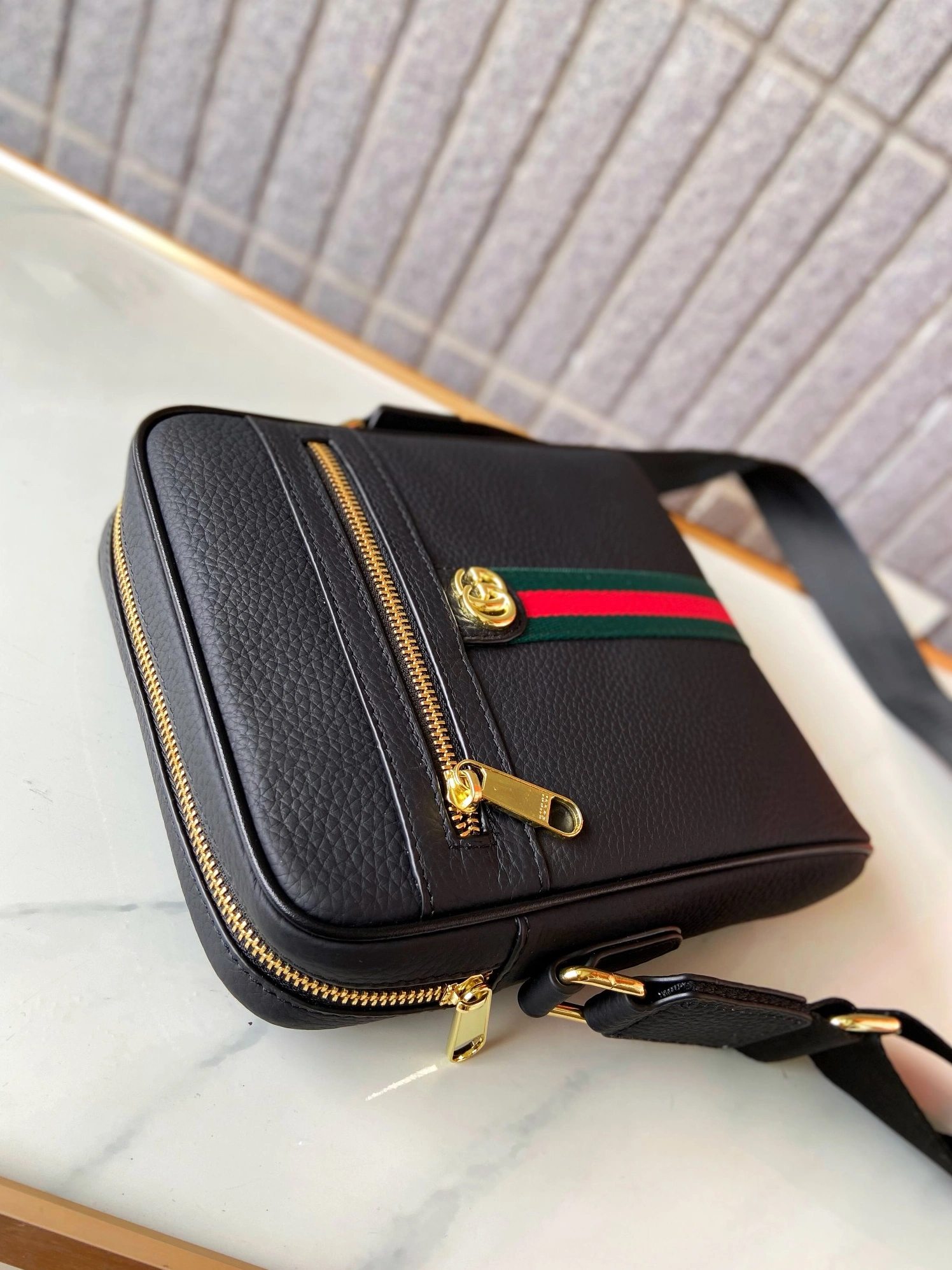 Lightweight 4170 Gucci AAA Man Messenger Bags