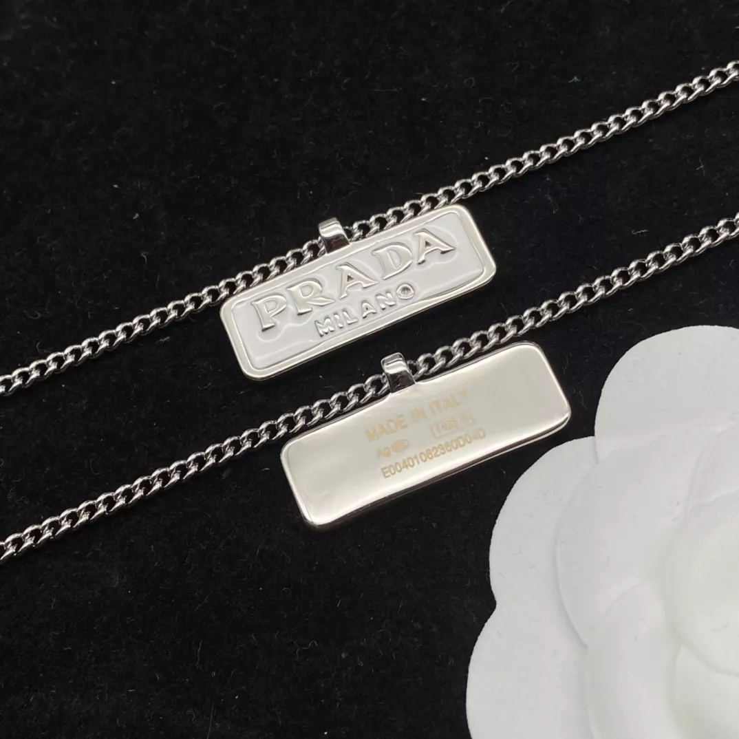 Lightweight 4222 Prada Necklaces