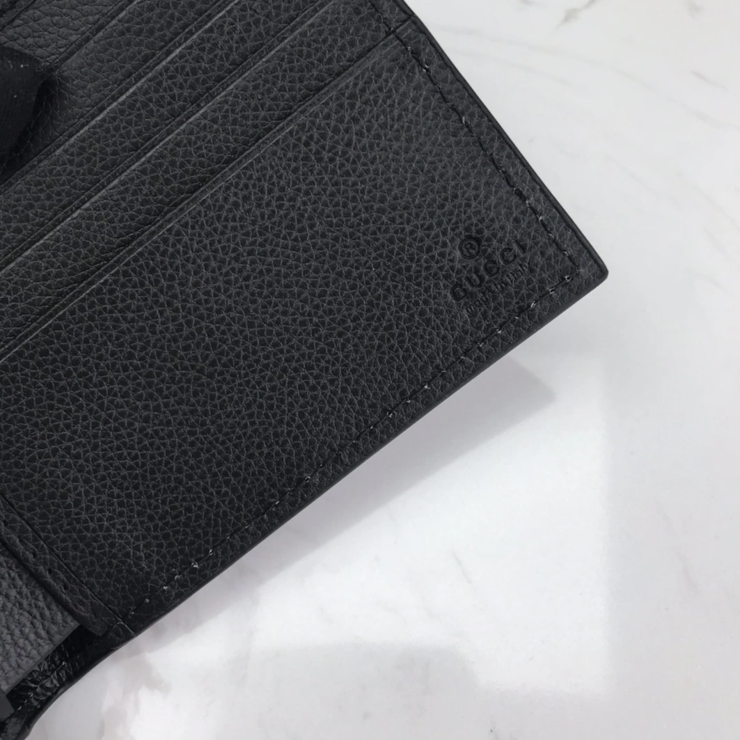 Lightweight 4236 Gucci AAA Quality Wallets