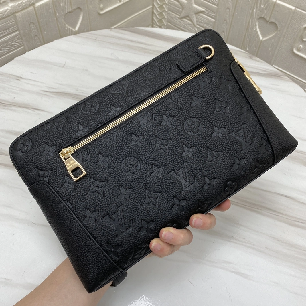 Lightweight 4299 Louis Vuitton AAA Man Wallets