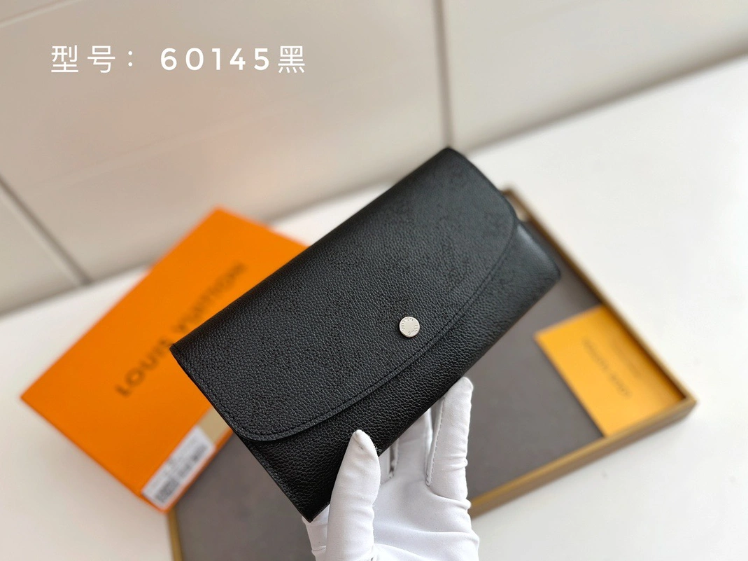 Lightweight 4453 Louis Vuitton AAA Quality Wallets