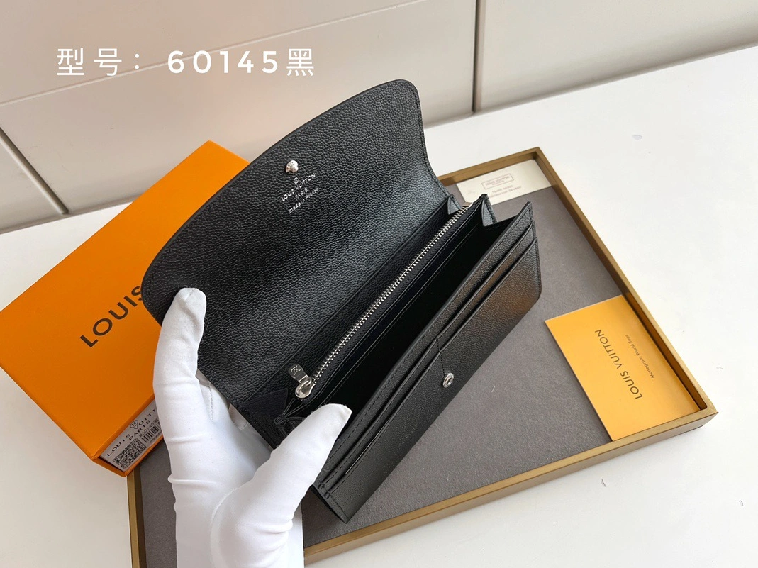 Lightweight 4453 Louis Vuitton AAA Quality Wallets