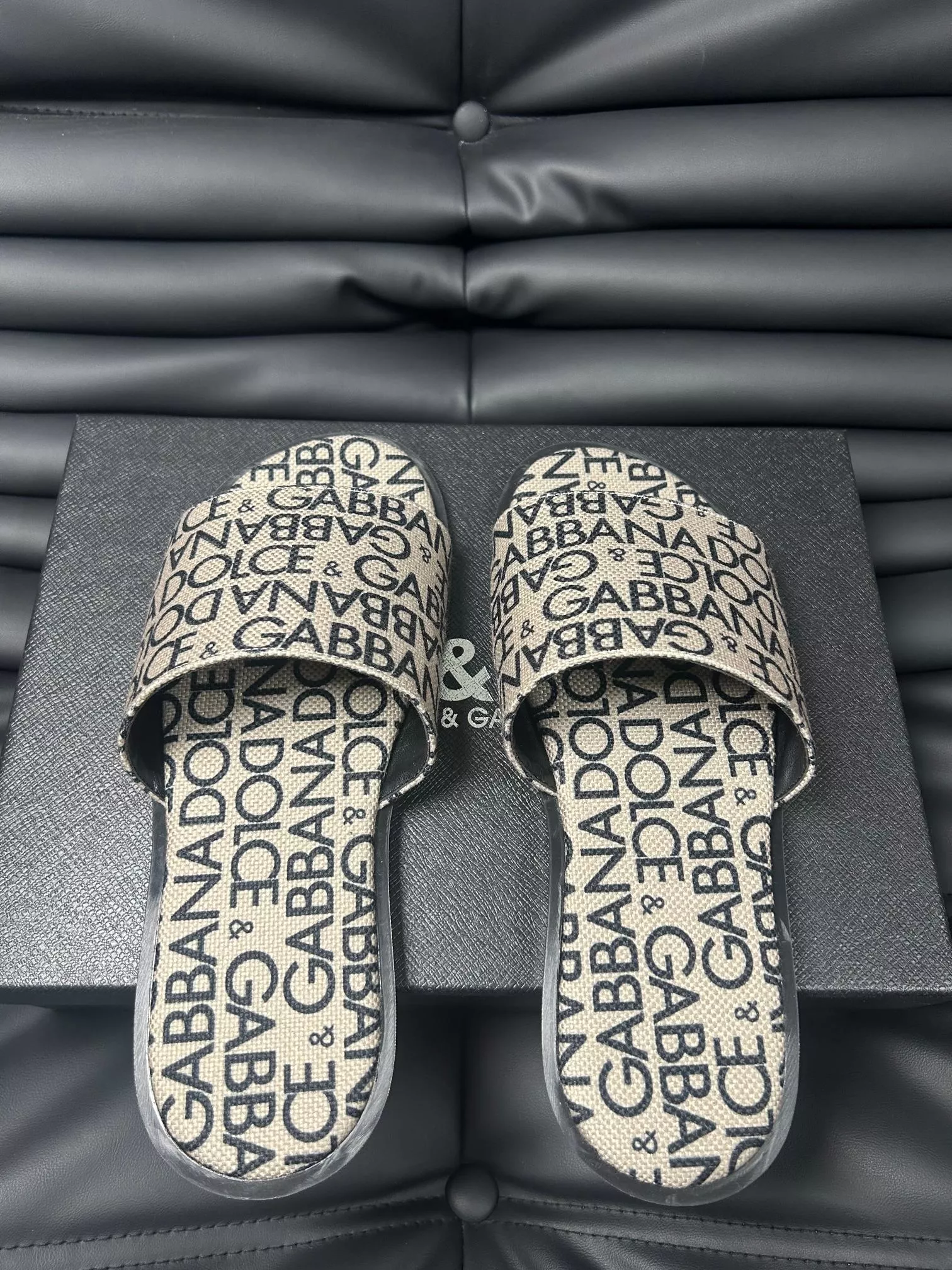 Lightweight 4497 Dolce & Gabbana D&G Slippers For Men