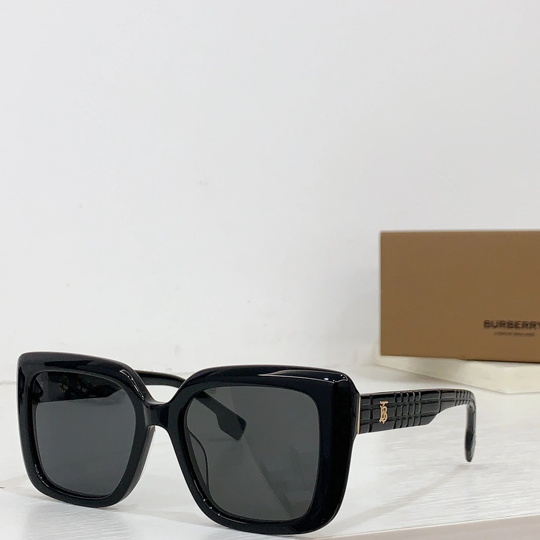Lightweight 4542 Burberry AAA Quality Sunglasses