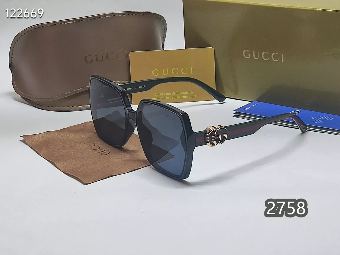 Lightweight 4577 Gucci Sunglasses