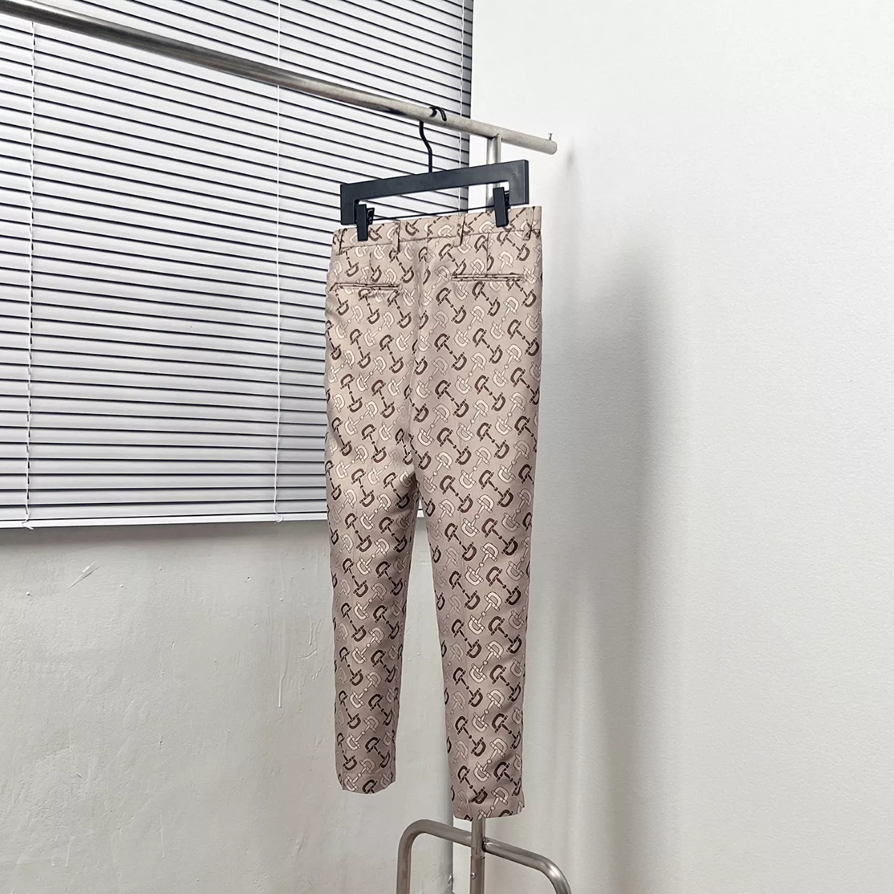 Lightweight 4638 Gucci Pants For Men