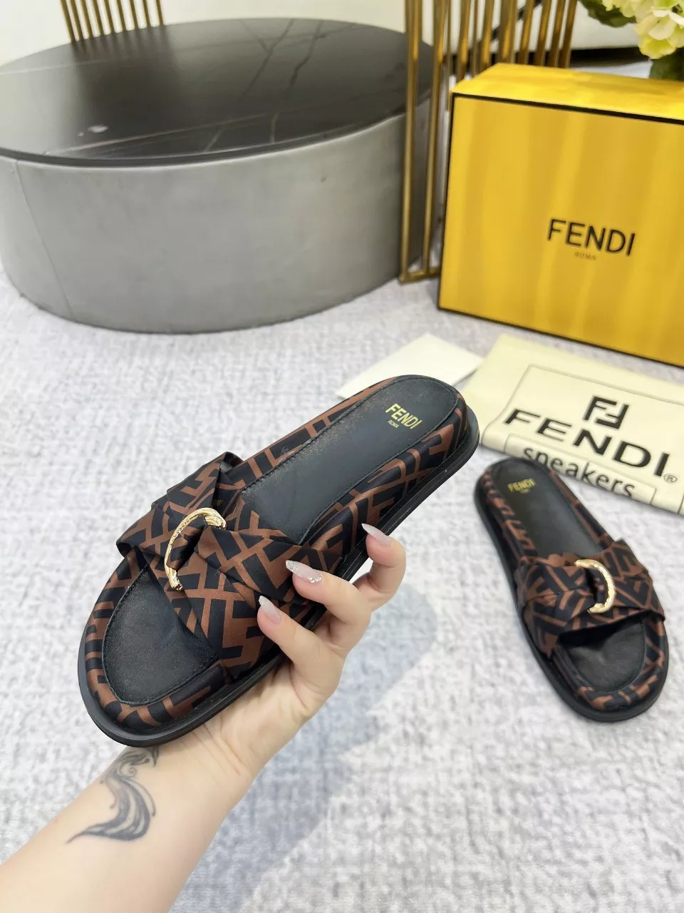 Lightweight 4806 Fendi Slippers For Women
