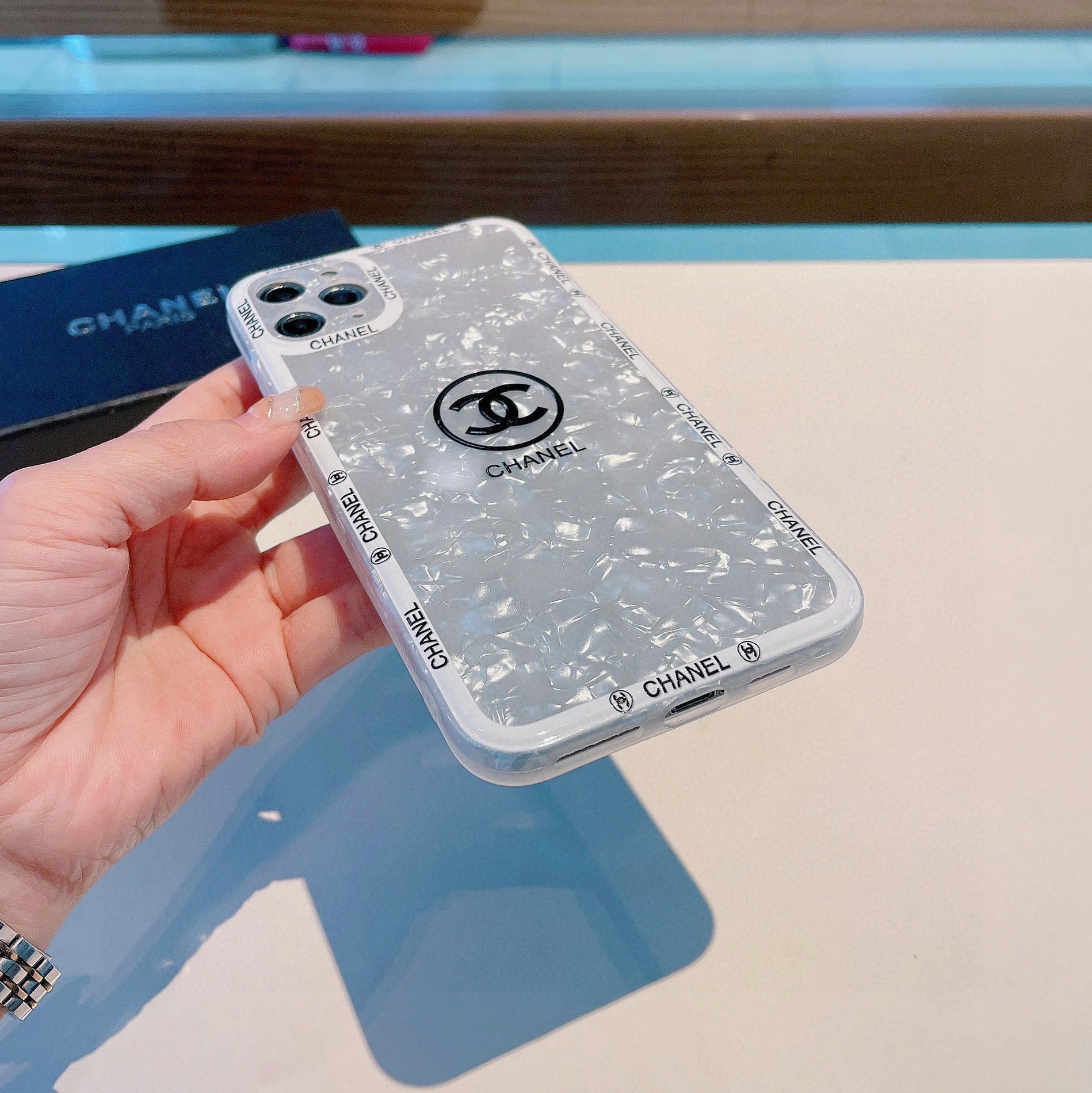 Lightweight 4863 Chanel iPhone Case