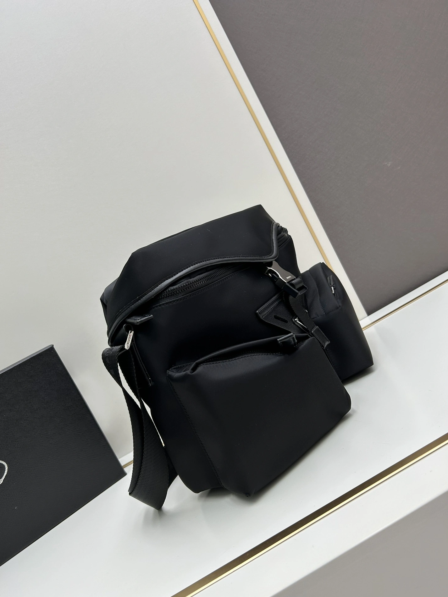 Lightweight 4957 Prada AAA Man Messenger Bags