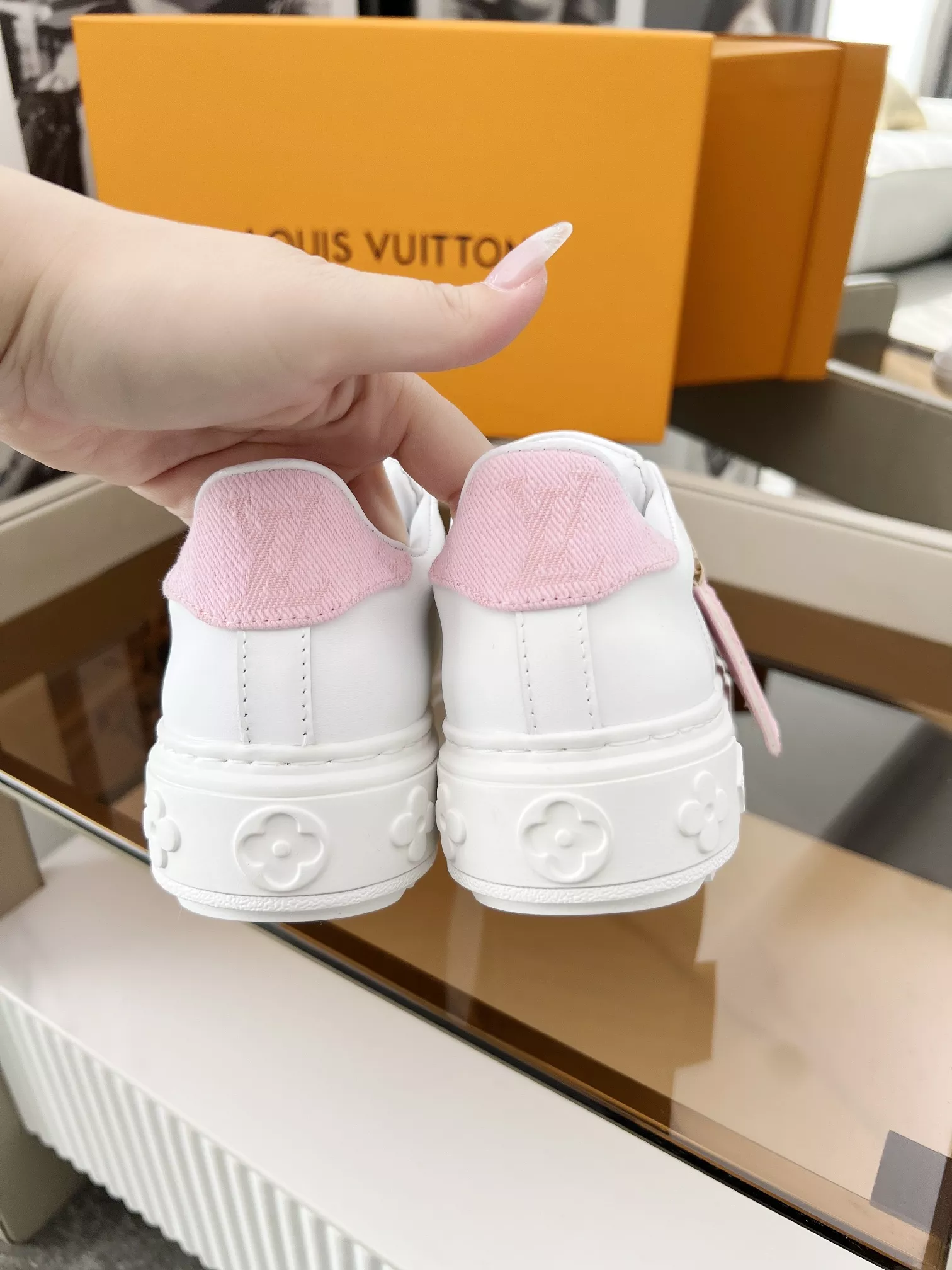 Lightweight 4988 Louis Vuitton Casual Shoes For Women