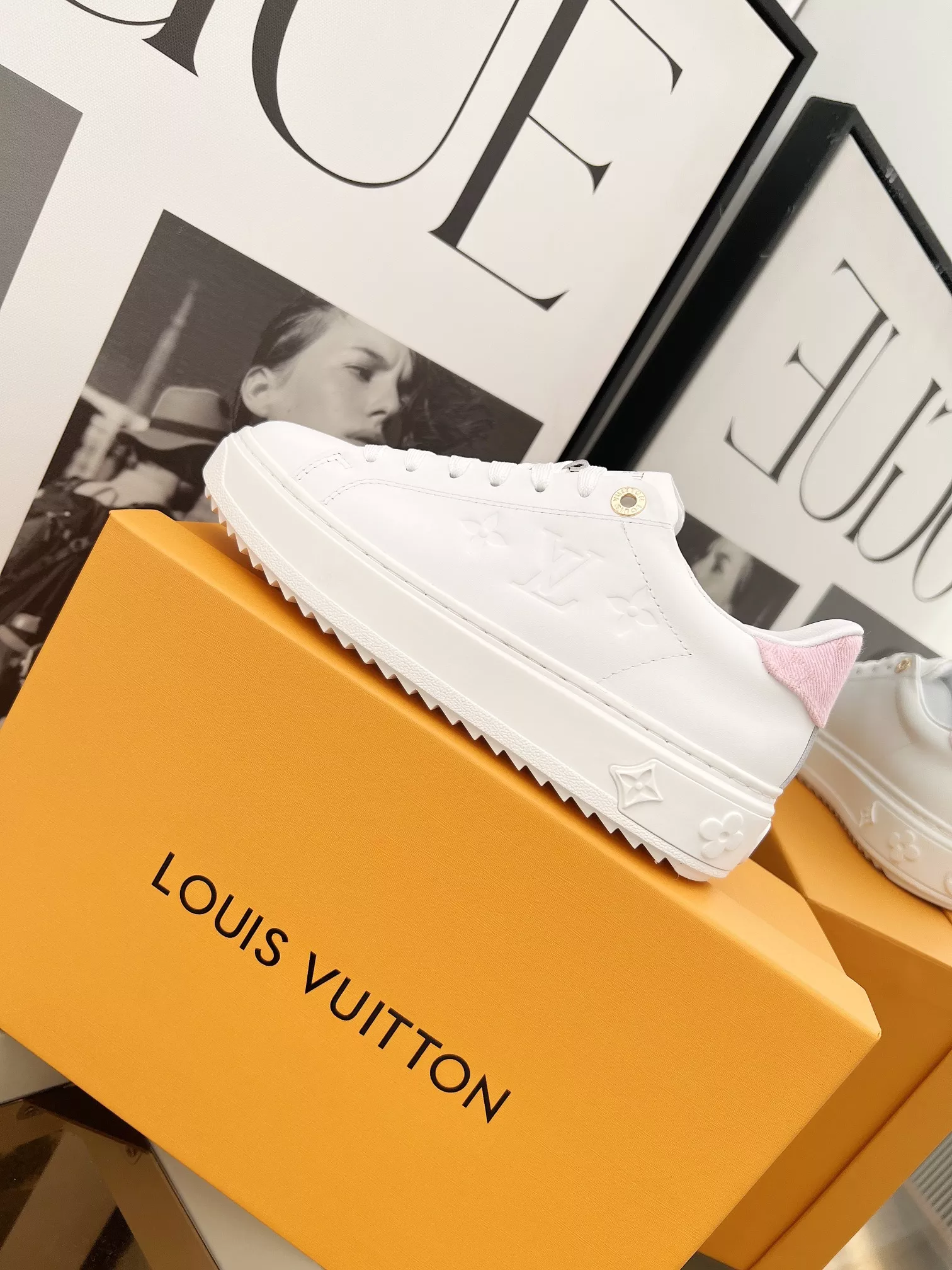 Lightweight 4988 Louis Vuitton Casual Shoes For Women
