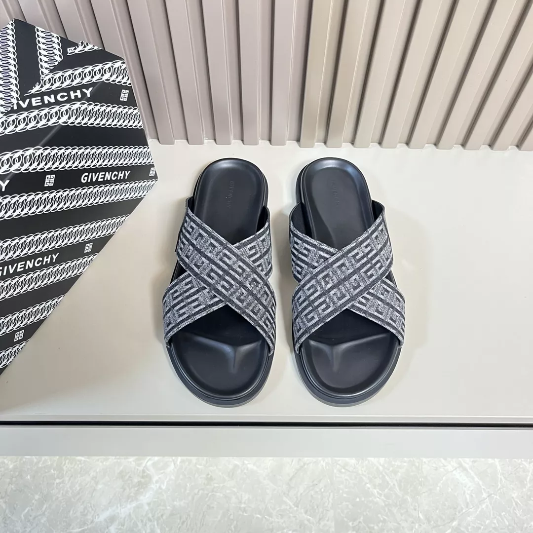 Lightweight 5021 Givenchy Slippers For Men