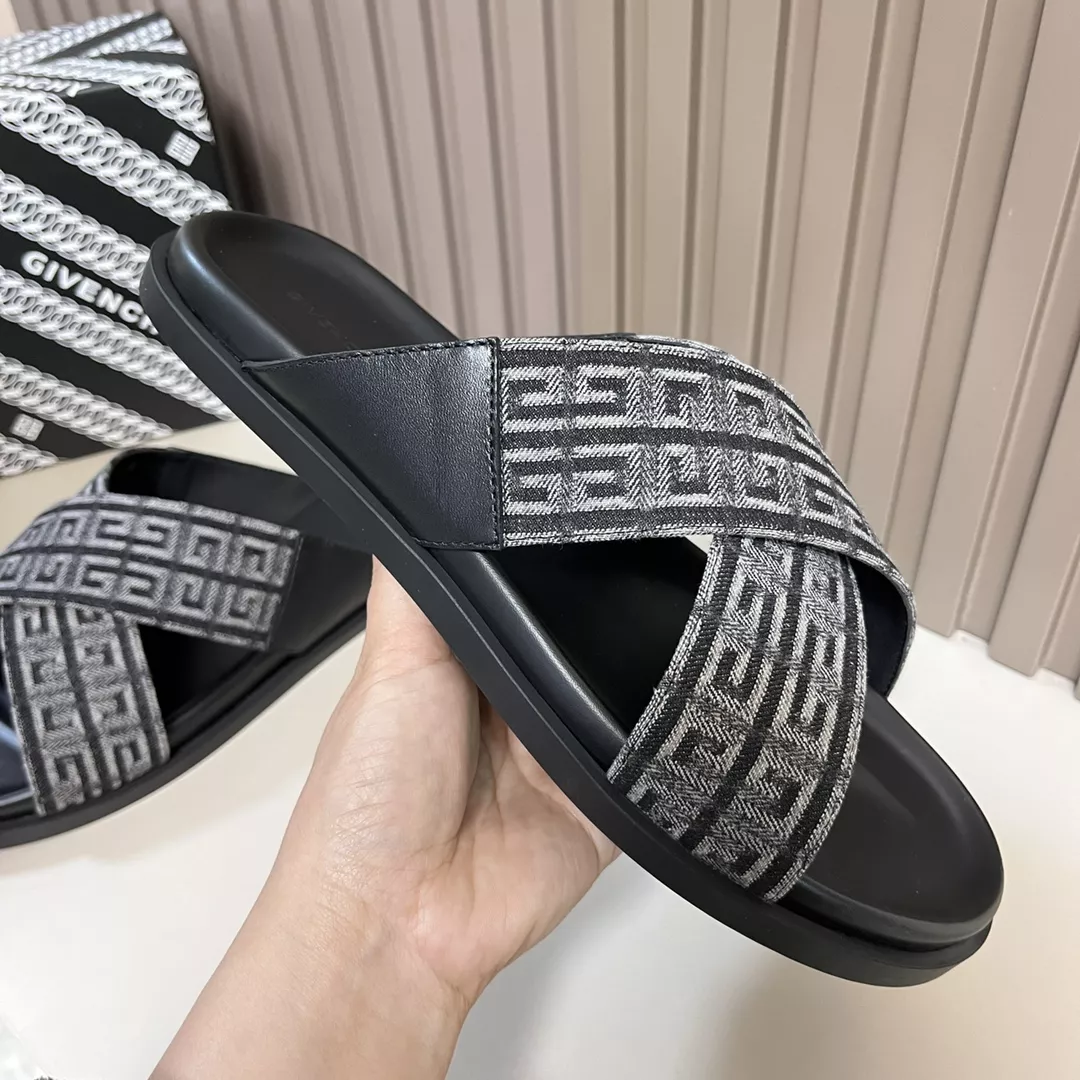 Lightweight 5021 Givenchy Slippers For Men