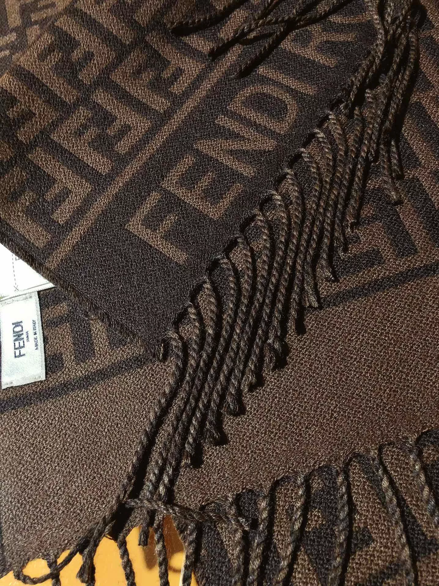 Lightweight 5127 Fendi Scarf For Women