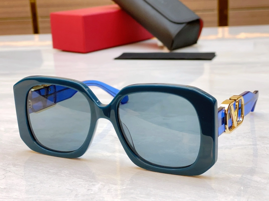 Lightweight 5477 Valentino AAA Quality Sunglasses
