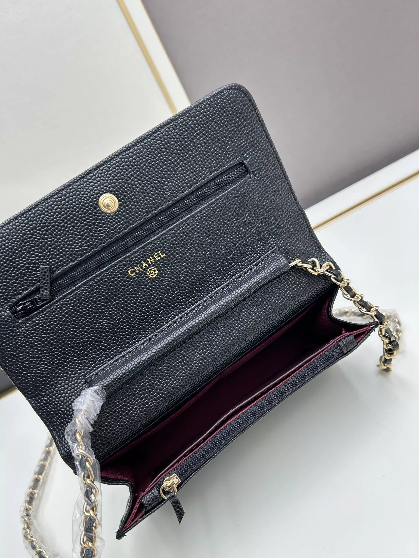 Lightweight 5695 Chanel AAA Quality Messenger Bags For Women