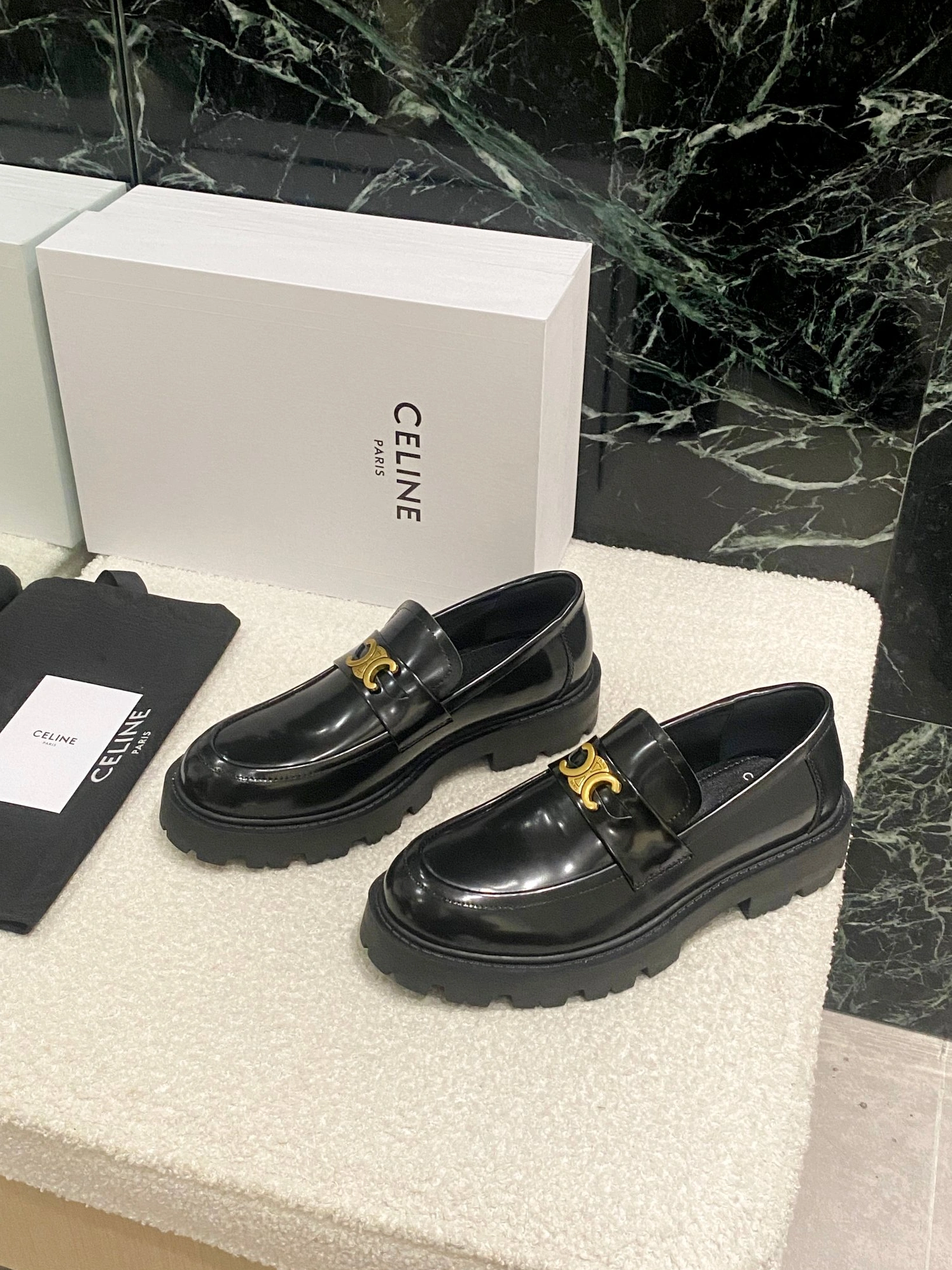 Lightweight 570 Celine Leather Shoes For Women
