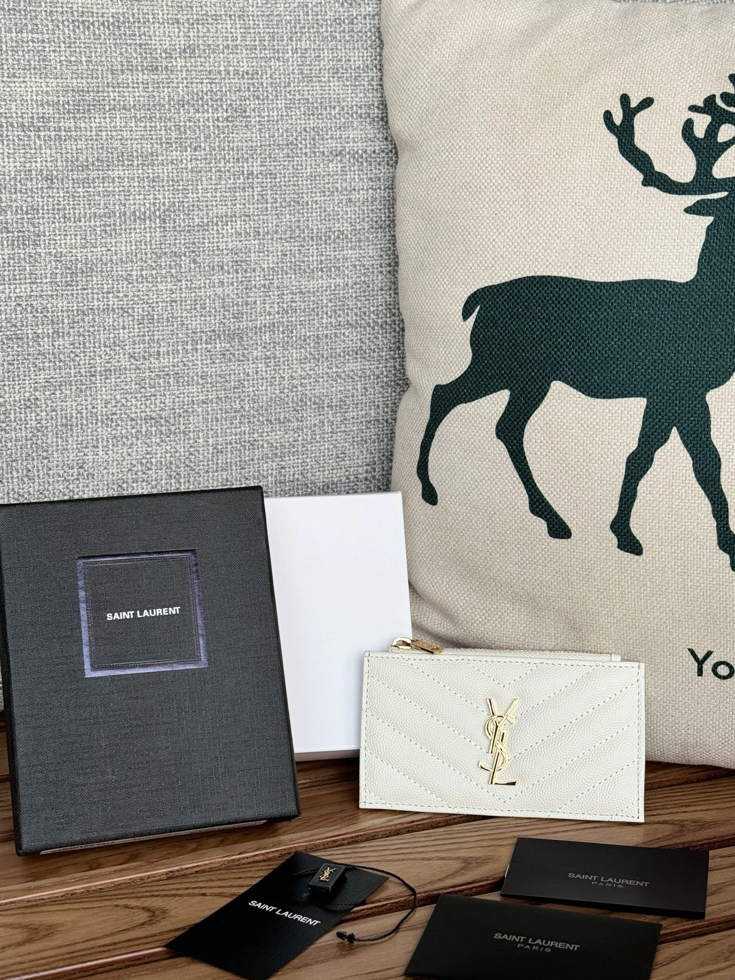 Lightweight 5821 Yves Saint Laurent YSL Card Case