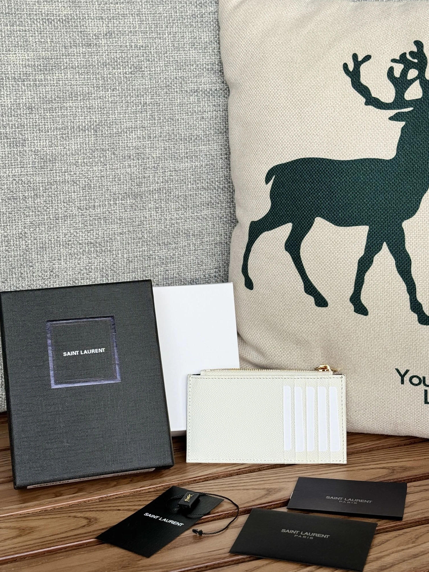 Lightweight 5821 Yves Saint Laurent YSL Card Case