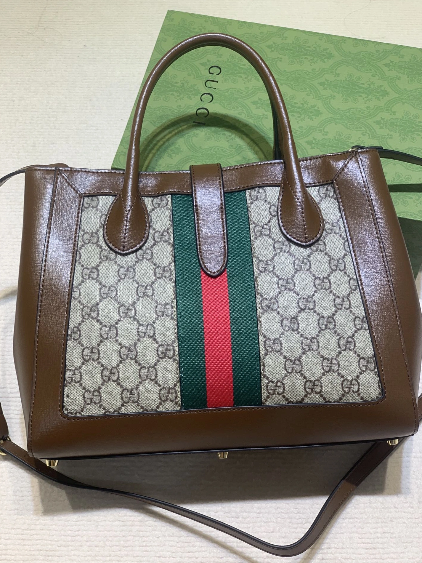 Lightweight 6100 Gucci AAA Quality Handbags For Women