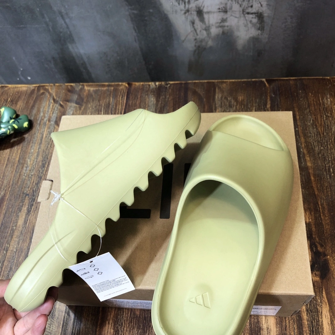 Lightweight 6350 Adidas Yeezy Slipper For Men